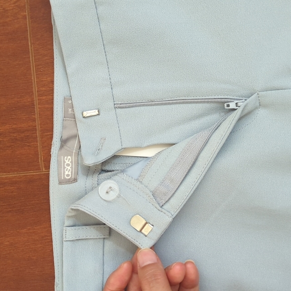 ASOS Ankle Grazer Cigarette Pants in Crepe - Picture 6 of 7